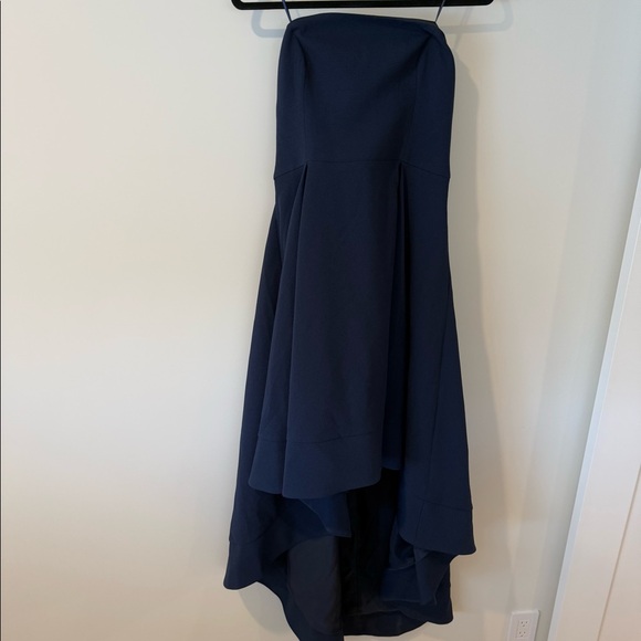 *Never Worn* C/MEO strapless high low gown in navy blue - Picture 2 of 7